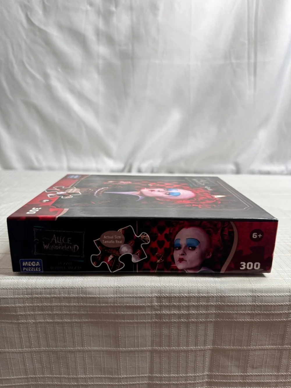 Mega Puzzles Disney Alice in Wonderland Red Queen 300 PC Puzzle 2010 NEW RARE - Picture 6 of 6